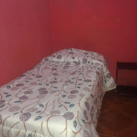 Hostal Tuyasto Сан Педро де Атакама Стая снимка