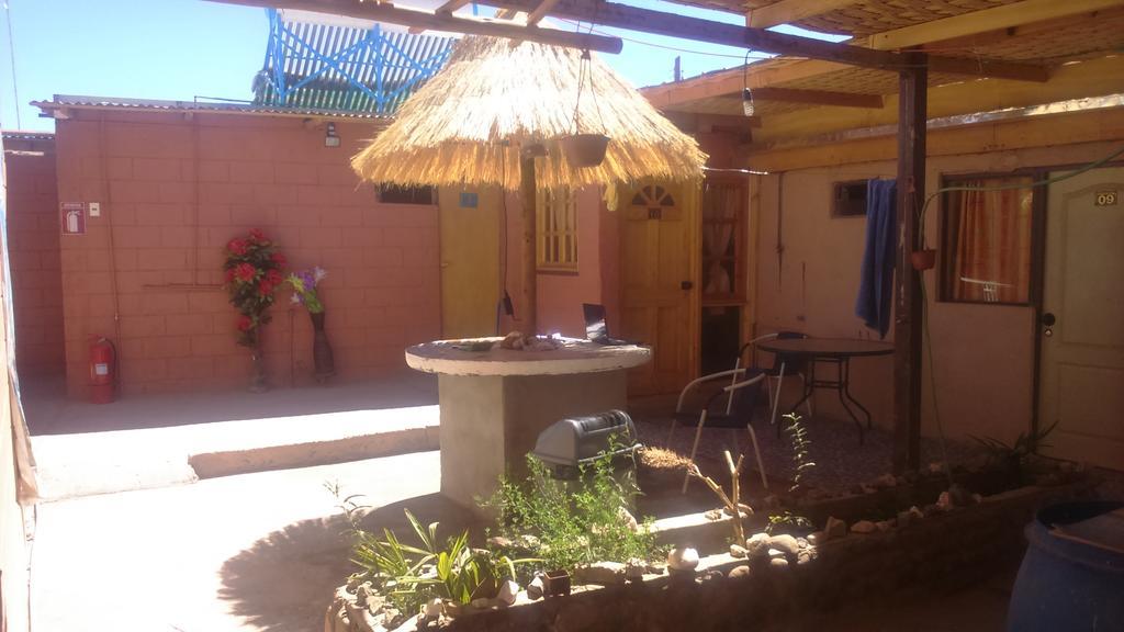 Hostal Tuyasto Сан Педро де Атакама Екстериор снимка