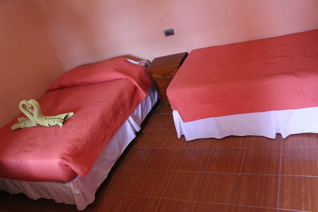 Hostal Tuyasto Сан Педро де Атакама Екстериор снимка