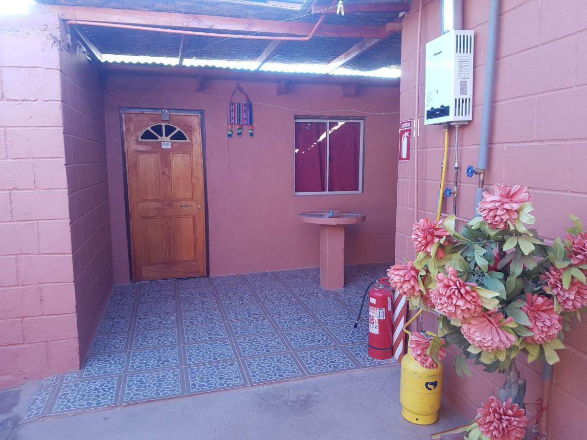Hostal Tuyasto Сан Педро де Атакама Екстериор снимка